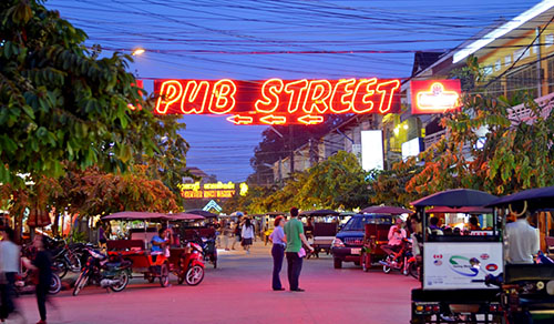 Taxi noi bai gia re – Cuộc sống ở Siem Reap về đêm